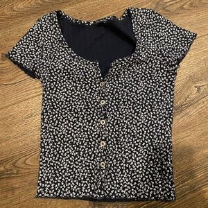 Brandy Melville Zelly Top